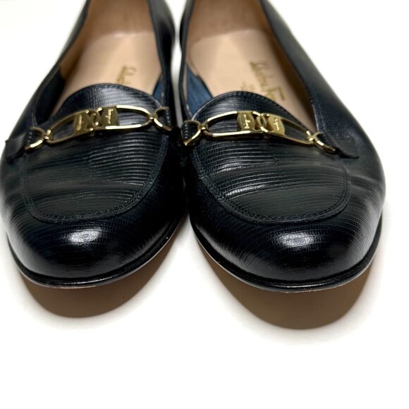 Salvatore Ferragamo Embossed Leather Loafers with Gold Bit in Navy Size 8.5 M - Picture 2 of 9